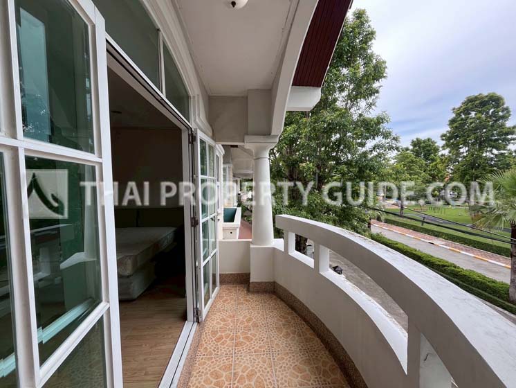 House with Shared Pool in Other 